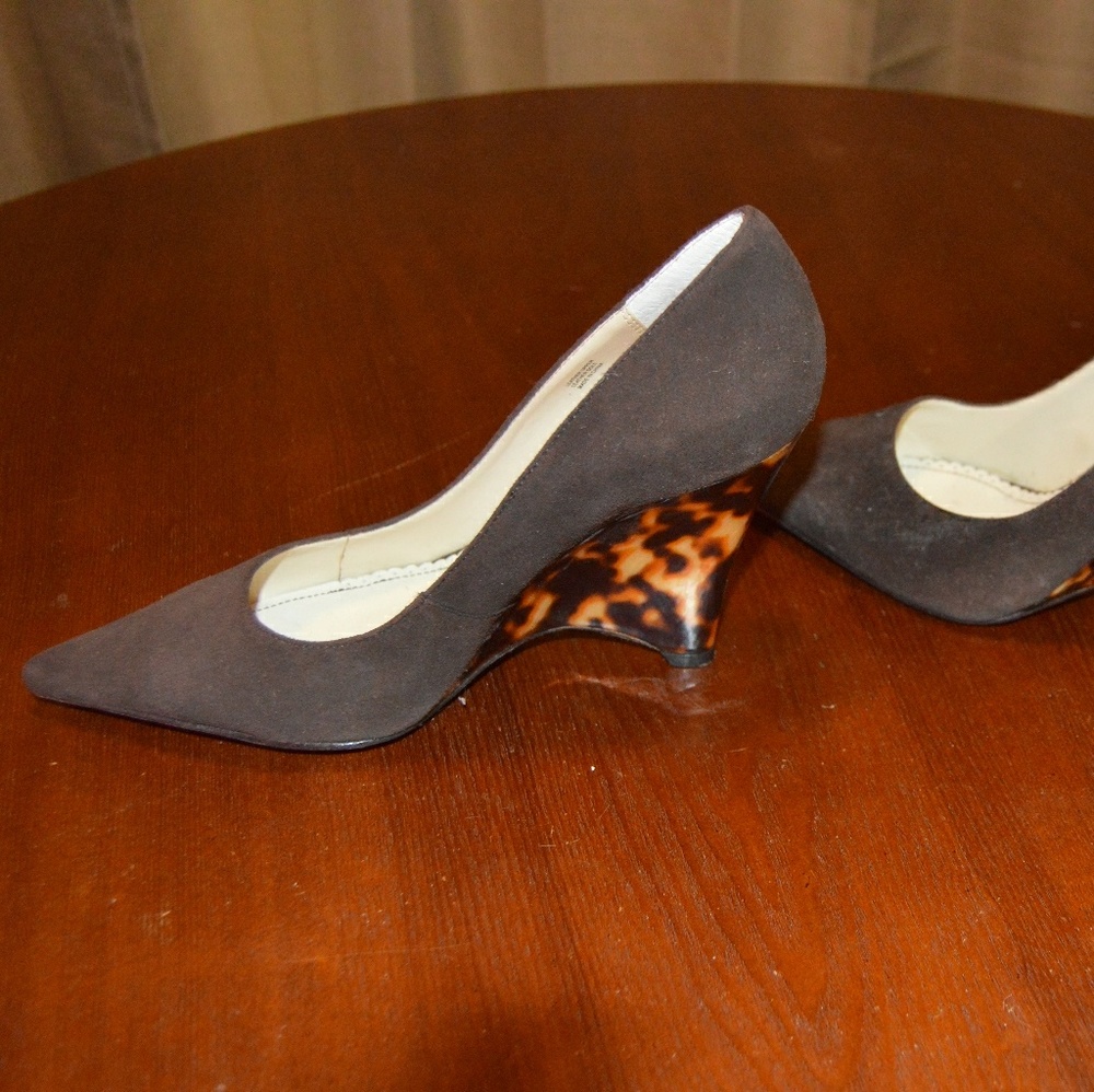 Martinez Valero leopard print wedges